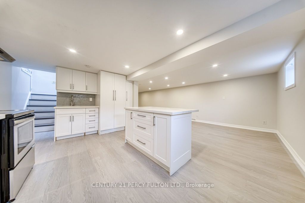 Additional image 5 of Lower-871 Liverpool Road, Pickering, ON, L1W 1S3