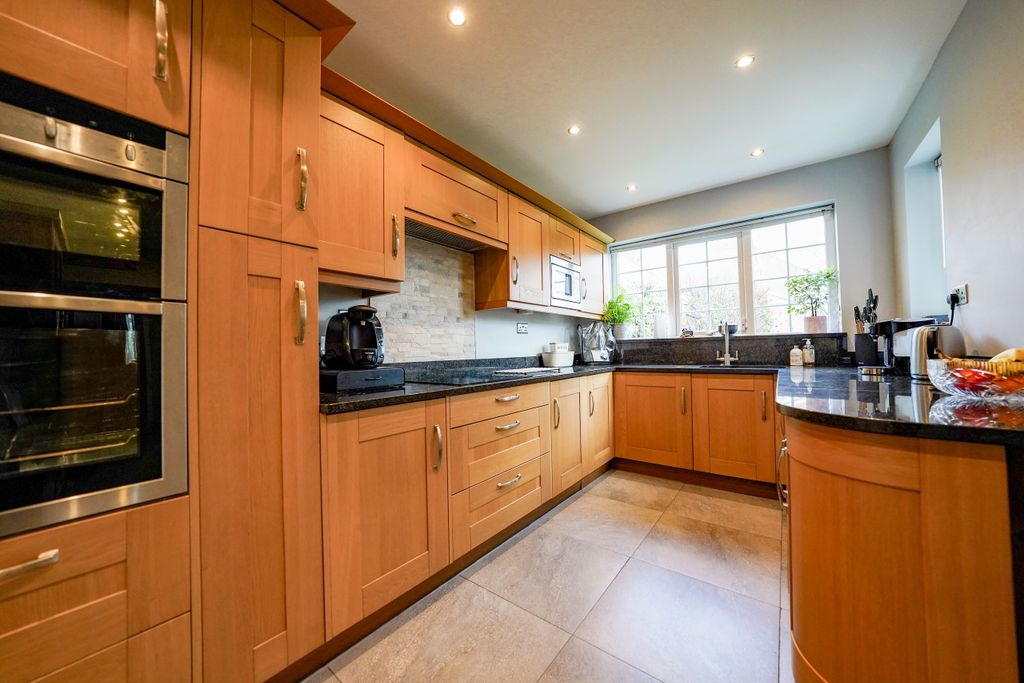 Additional image 10 of 4 bed detached house for saleThe Green, Markfield, Leicester, Leicestershire LE67