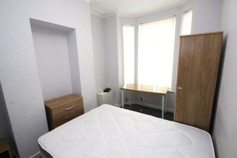 48 Blandford Road, Salford M6