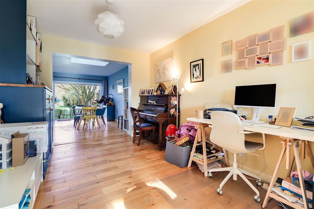Additional image 3 of 3 bed semi-detached house for saleGreen End Road, Cambridge CB4