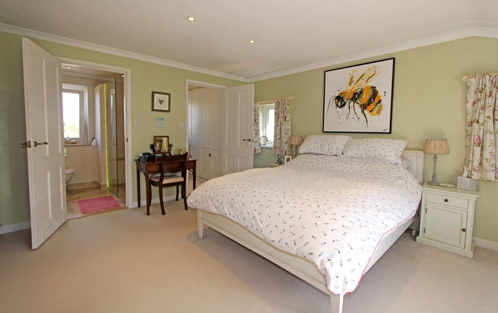 Additional image 10 of 5 bed semi-detached house for saleLe Colimbott, Alderney GY9