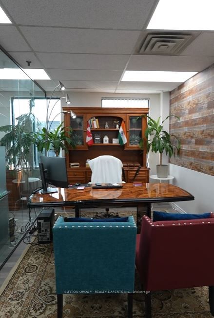 35-2355 Derry Road E, Mississauga, ON, L5S 1V6