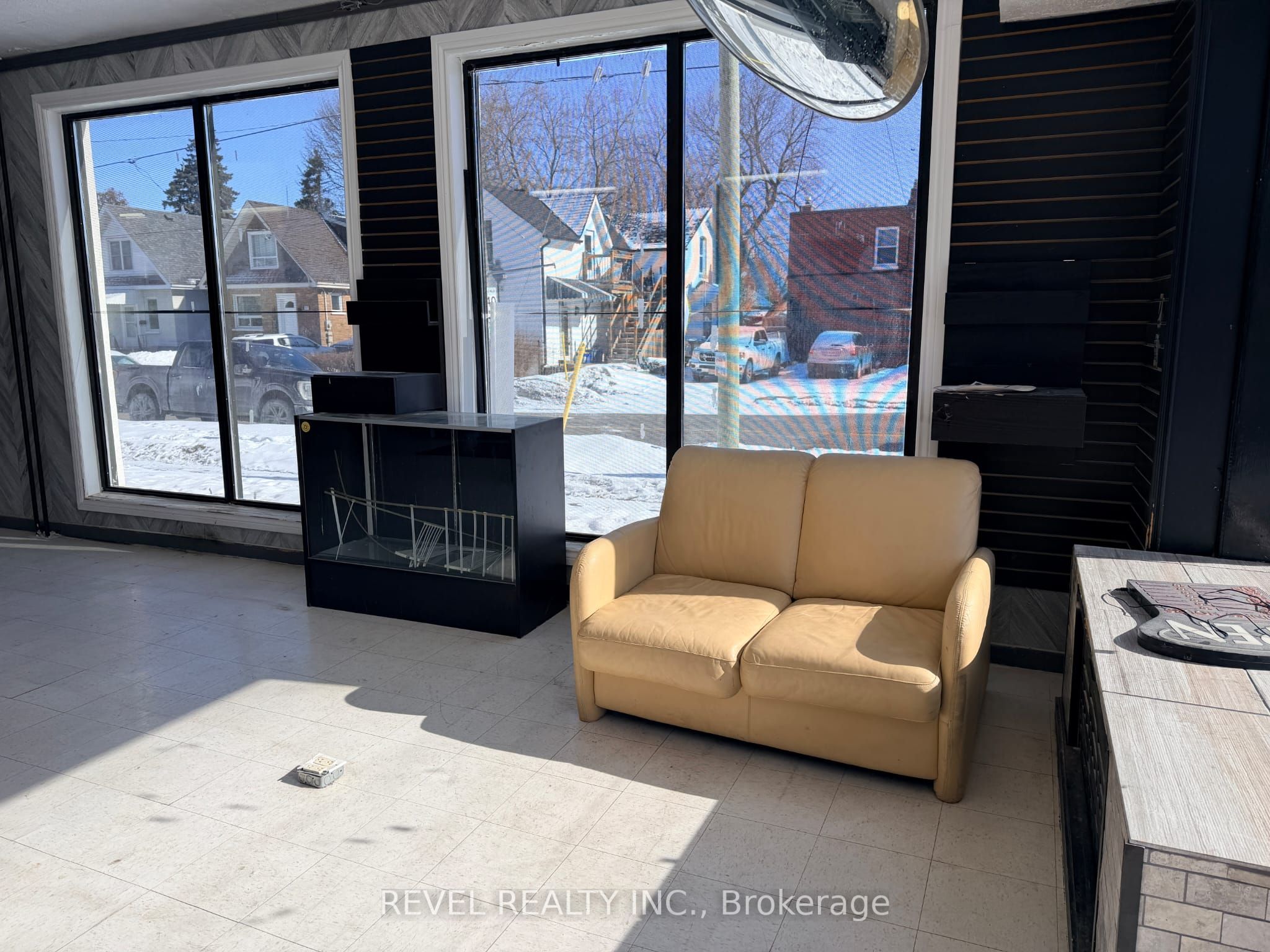 Additional image 2 of 166 Adelaide Avenue E, Oshawa, ON, L1G 1Z3