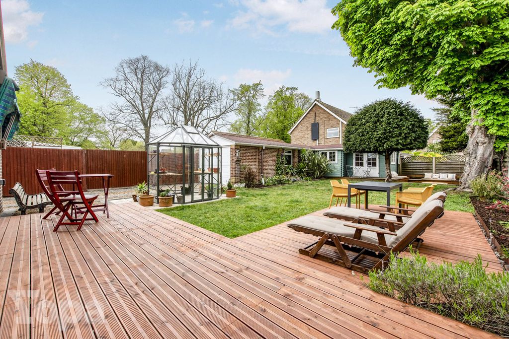 Additional image 16 of 4 bed detached bungalow for saleWoolwich Road, Belvedere DA17