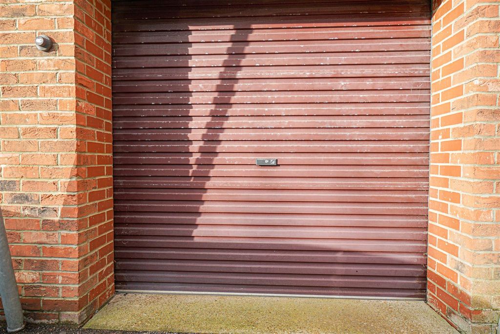 Additional image 13 of 2 bed flat for saleBeachy Head View, St. Leonards-On-Sea TN38