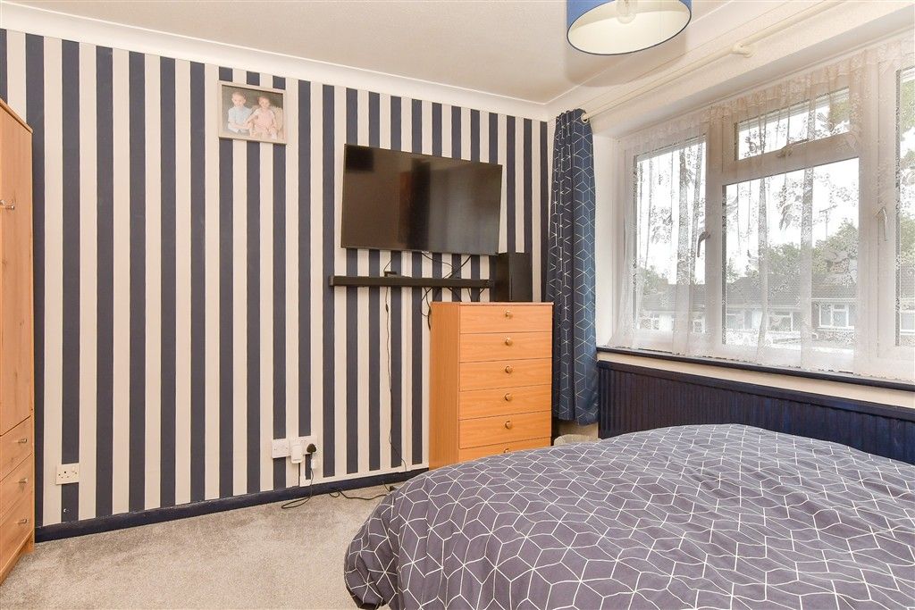 Additional image 7 of 4 bed semi-detached house for saleCourtfield Avenue, Lordswood, Chatham, Kent ME5