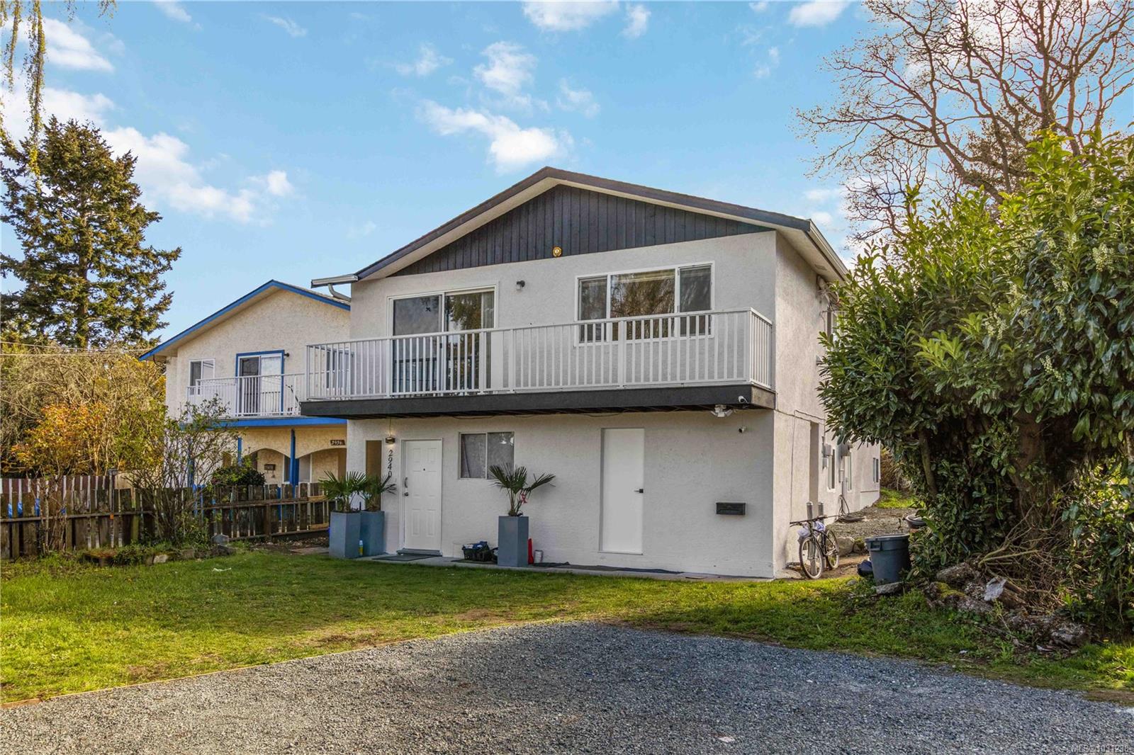Additional image 3 of 2940 Cedar Hill Road, Victoria, BC, V8T 3H9