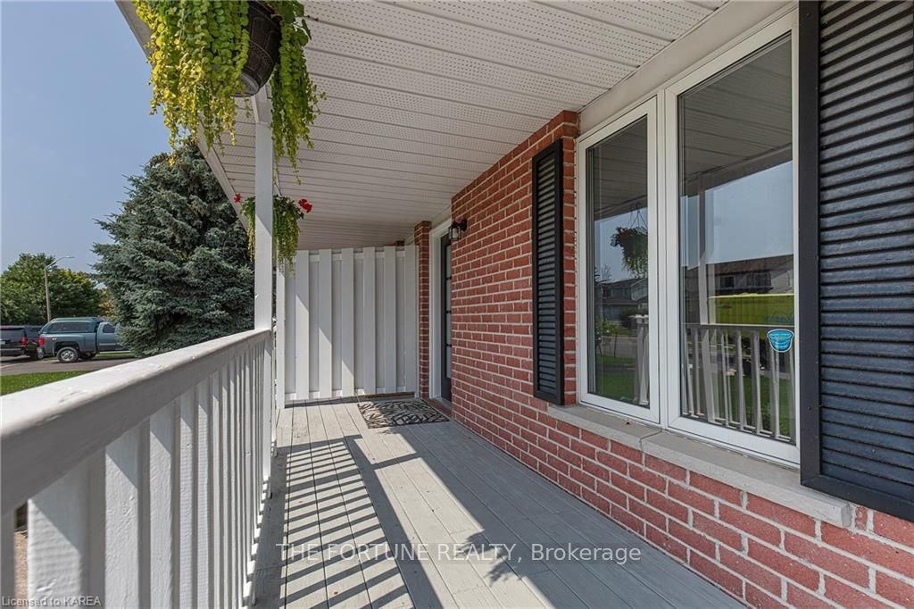 Additional image 5 of 293 Grandtrunk Avenue E, Kingston, ON, K7M 9E2