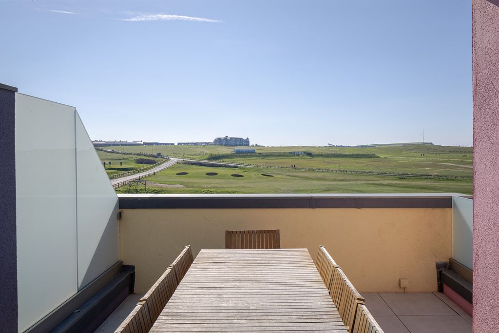 Additional image 3 of 6 bed terraced house for saleThe Pink House, Bude, Cornwall EX23