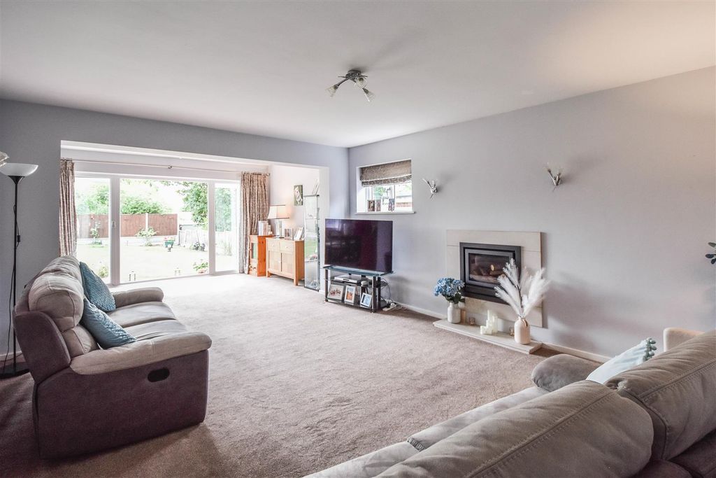Additional image 7 of 4 bed detached house for saleOngar Road, Stondon Massey, Brentwood CM15