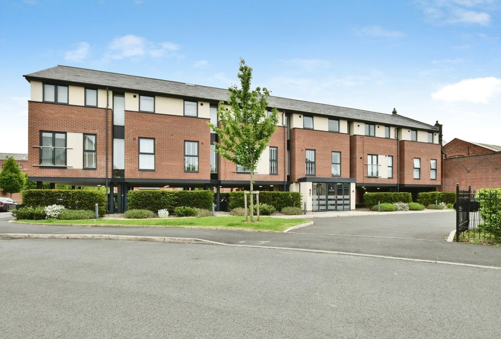 Additional image 21 of 2 bed flat for saleBaskerville Road, Altrincham, Greater Manchester WA14