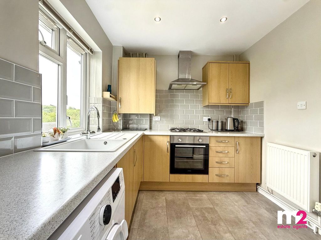 Additional image 8 of 2 bed flat for saleBeaufort Road, Newport NP19