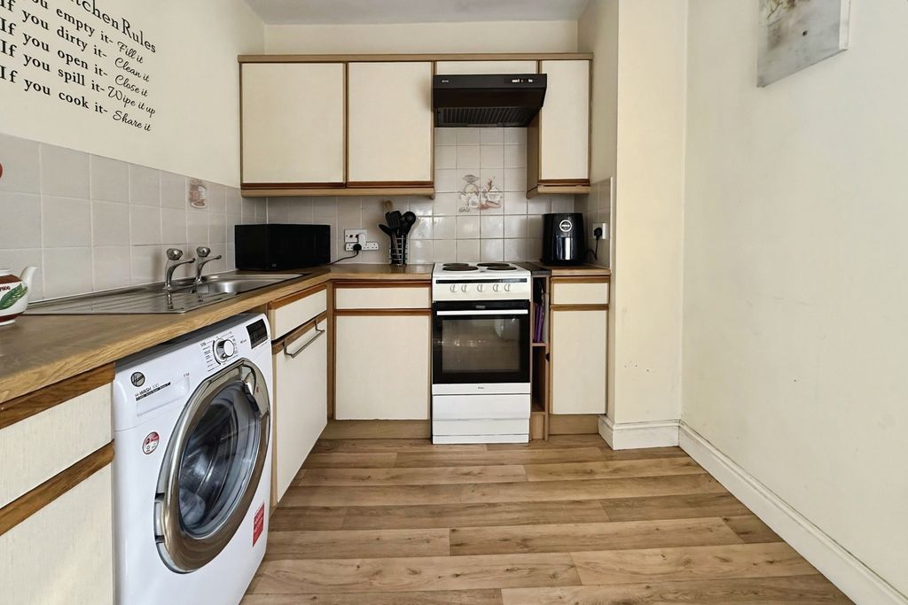 Additional image 8 of 2 bed flat for saleHigh Cross Street, Brampton, Cumbria CA8