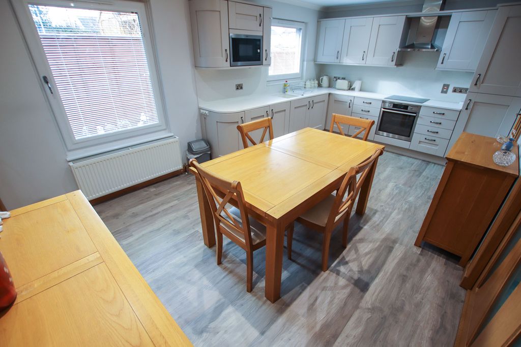 Additional image 4 of 3 bed bungalow for saleUnion Street, Keith AB55