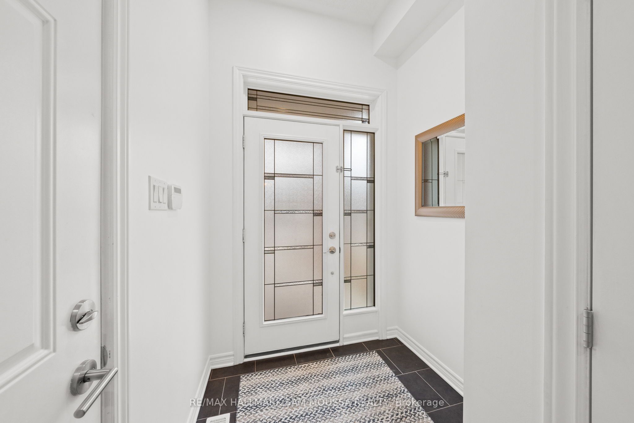 Additional image 4 of 185 Flat Sedge Crescent, Ottawa, ON, K1T 0G9