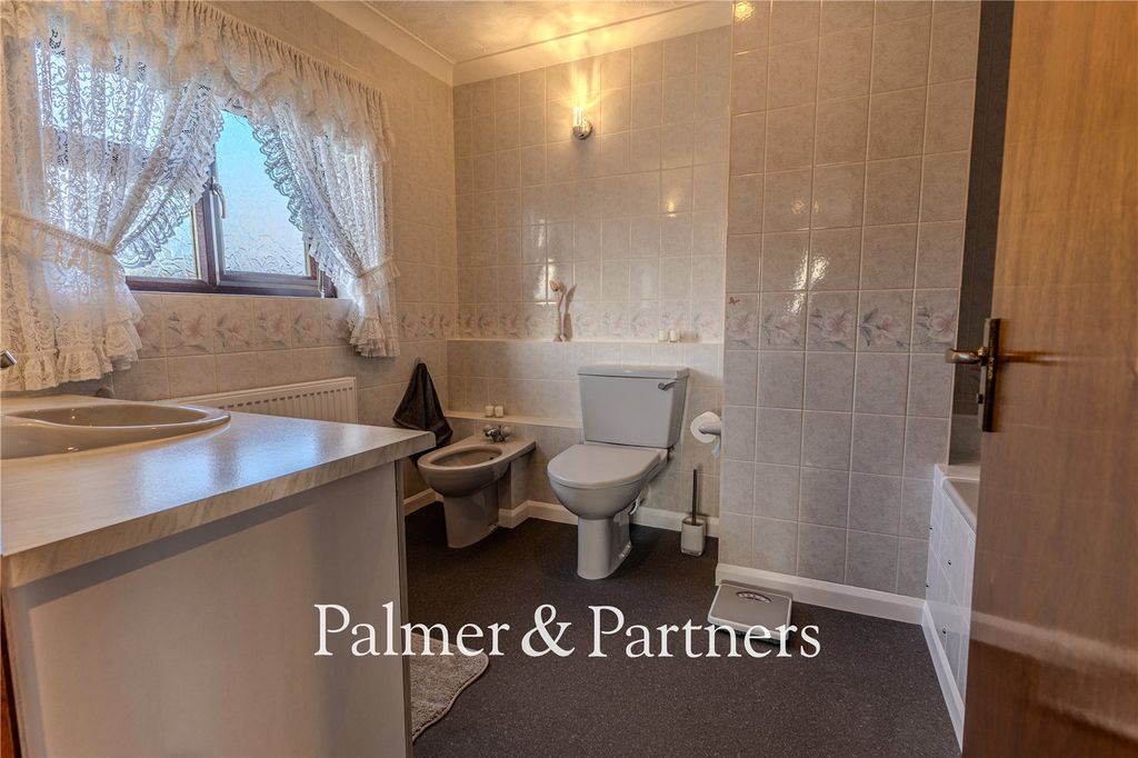 Additional image 14 of 5 bed detached house for salePost Office Road, Knodishall, Saxmundham, Suffolk IP17