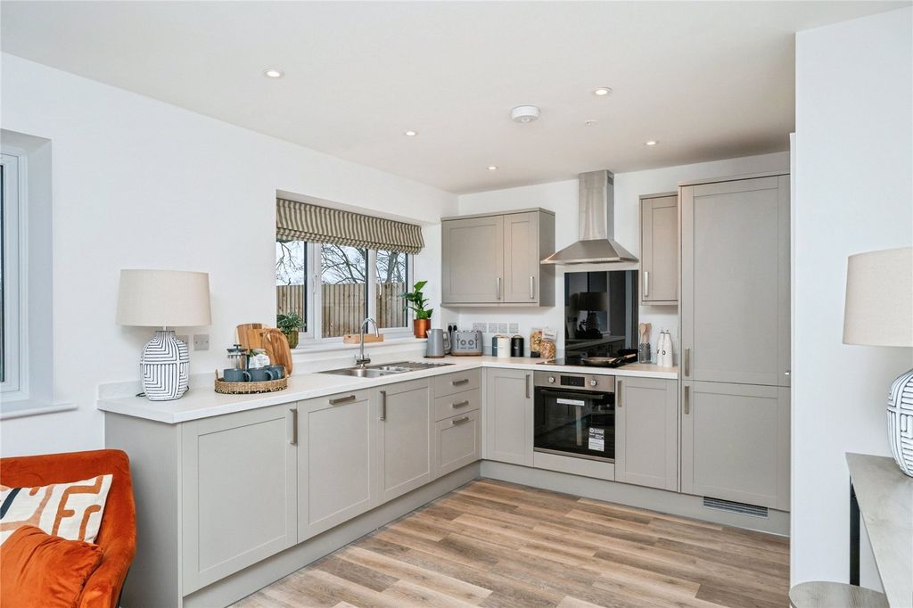 Additional image 2 of 3 bed detached house for saleThe Meadows, Holmleigh Close, Buckley, Flintshire CH7