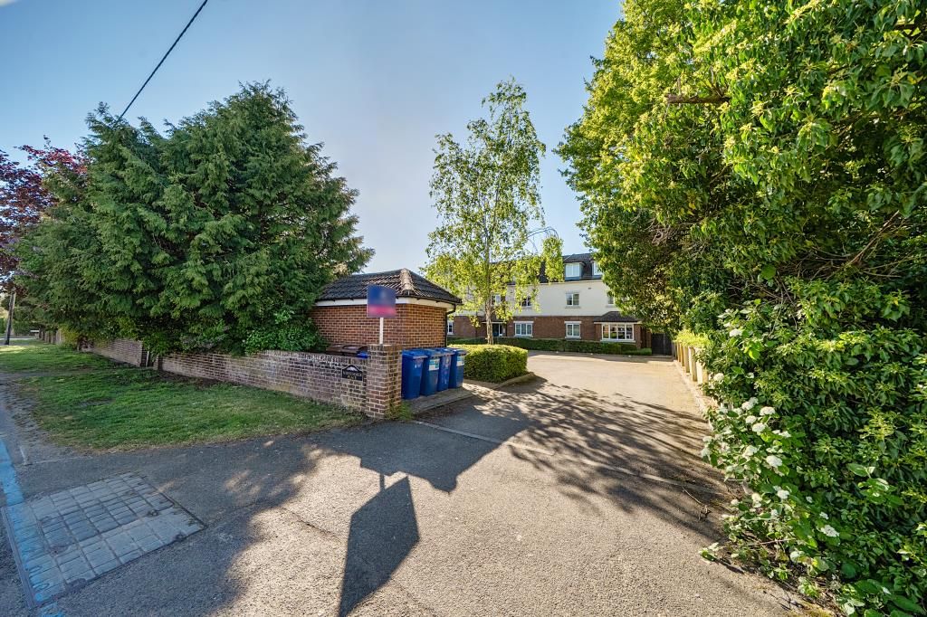 Additional image 2 of 2 bed flat for saleMidsummer Place, Buckingham Road, Bicester, Oxfordshire OX26