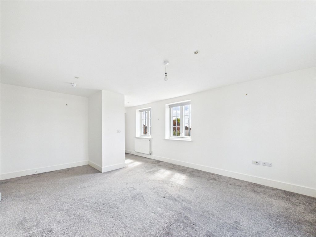 Additional image 11 of 2 bed flat for saleGrundisburgh Road, Woodbridge, Suffolk IP12