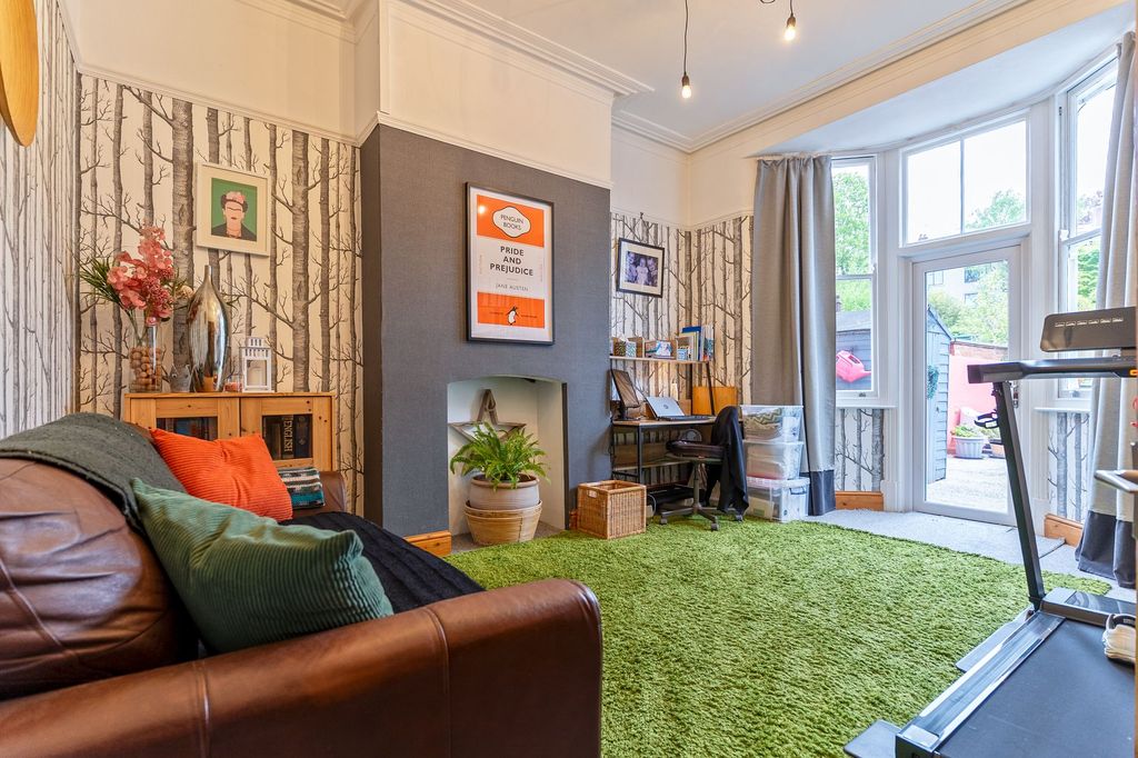 Additional image 9 of 5 bed terraced house for saleBryngwyn Road, Newport NP20