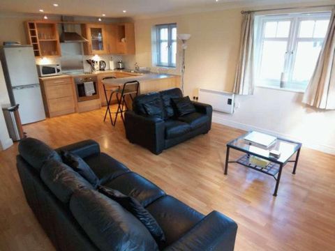 Brackenhurst Place, Moortown, Leeds, West Yorkshire LS17