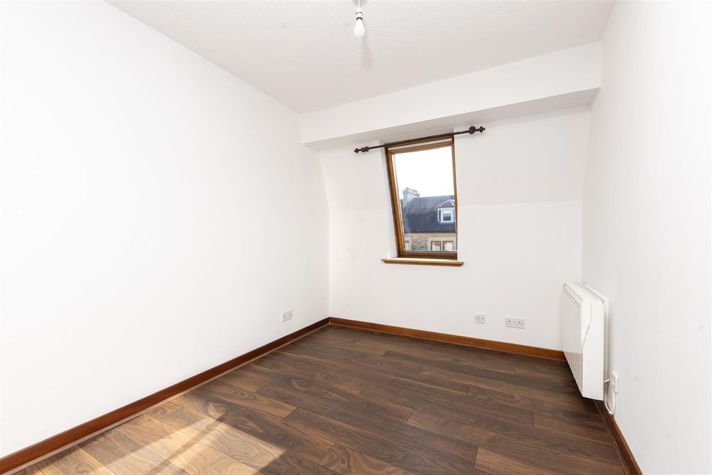Additional image 11 of 2 bed flat for sale13 Connel Court, Ardconnel Street, Inverness IV2