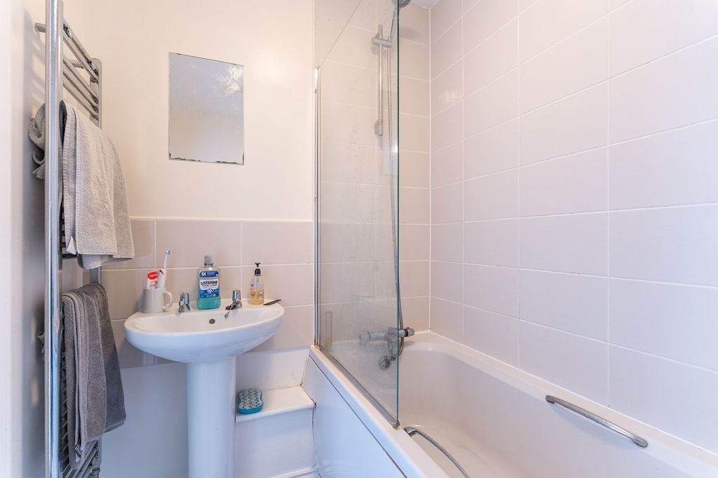 Additional image 9 of 1 bed flat for saleRodney Road, Newport NP19