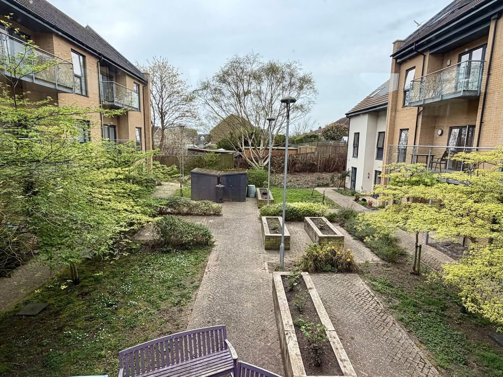 Additional image 16 of 2 bed flat for saleBuxton Drive, Bexhill-On-Sea TN39