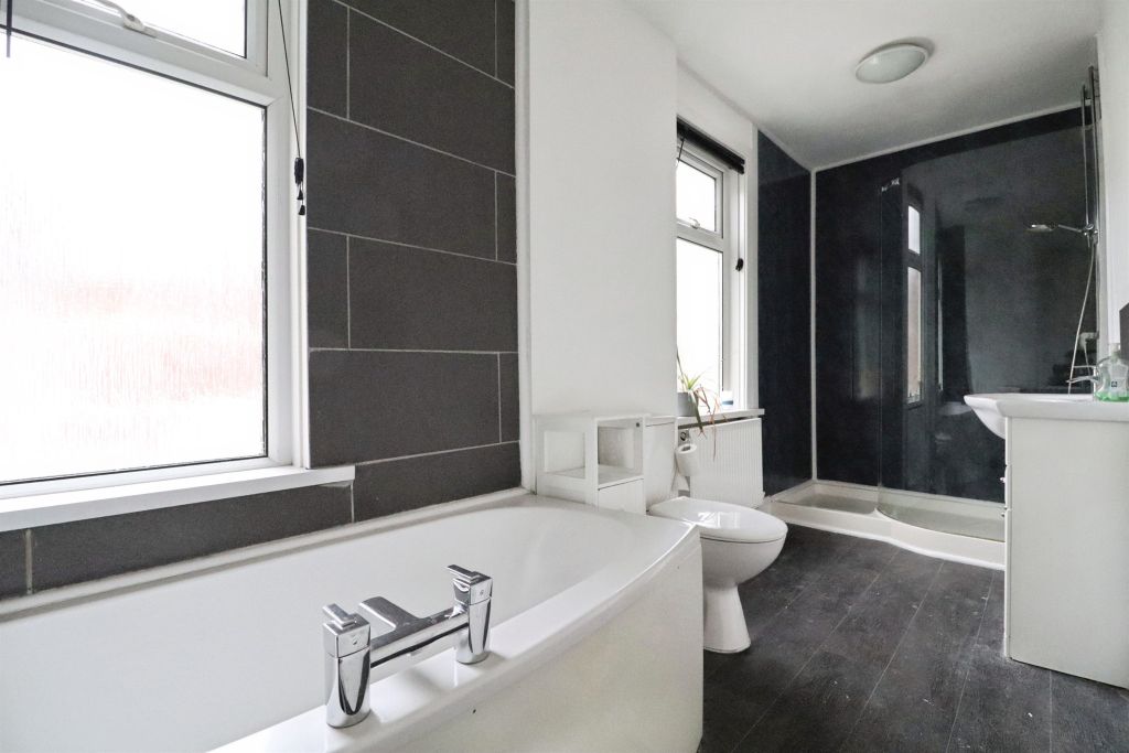 Additional image 10 of 5 bed semi-detached house for salePorthkerry Road, Barry CF62