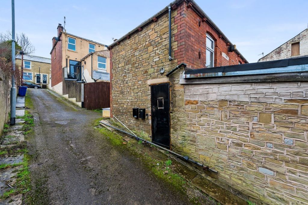 Studio for saleClement Street, Accrington BB5