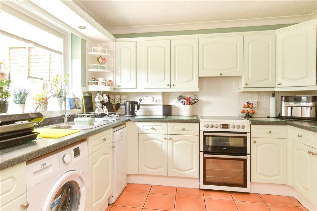 Additional image 3 of 4 bed semi-detached house for saleCourtfield Avenue, Lordswood, Chatham, Kent ME5