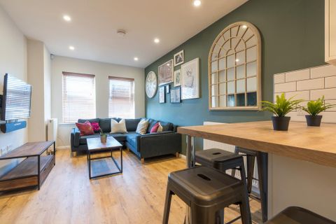 Larkdale Street, Nottingham NG7