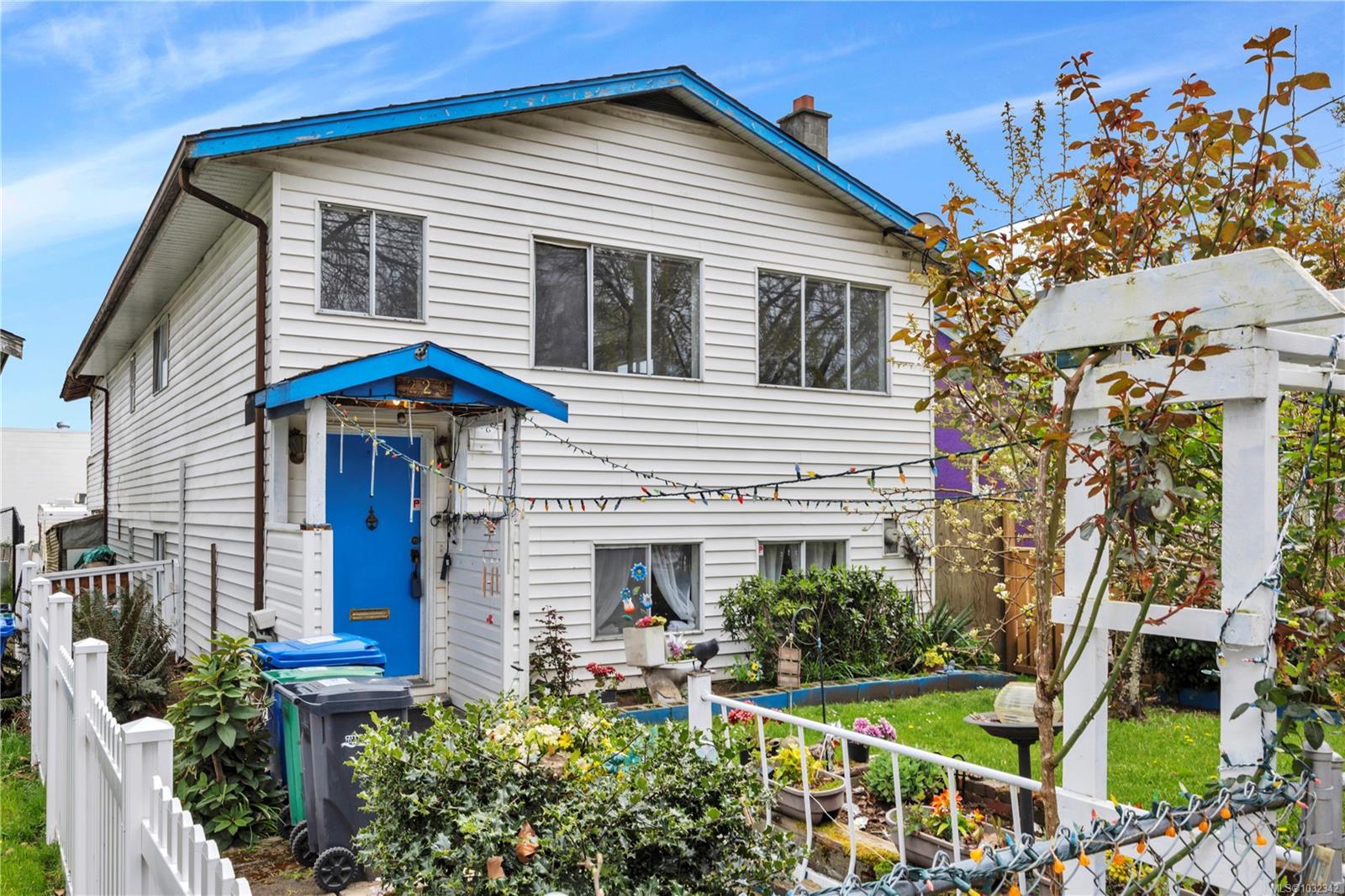 229 Irwin Street, Nanaimo, BC, V9R 4X4