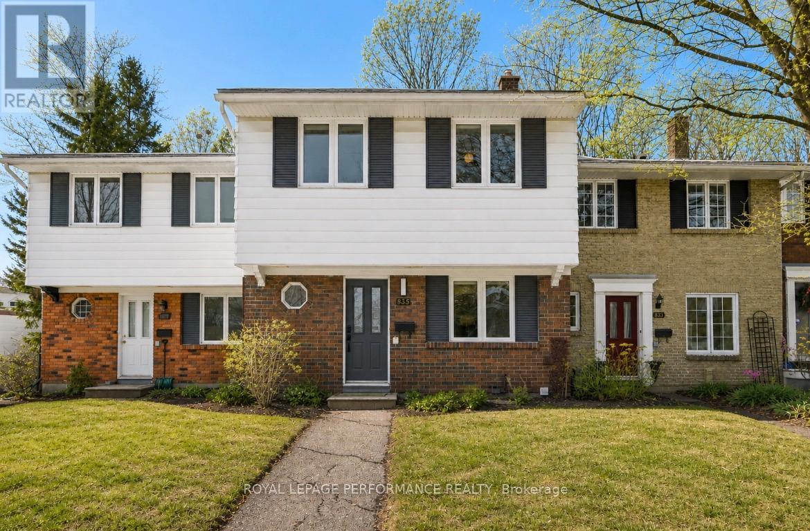835 PROVOST DRIVE