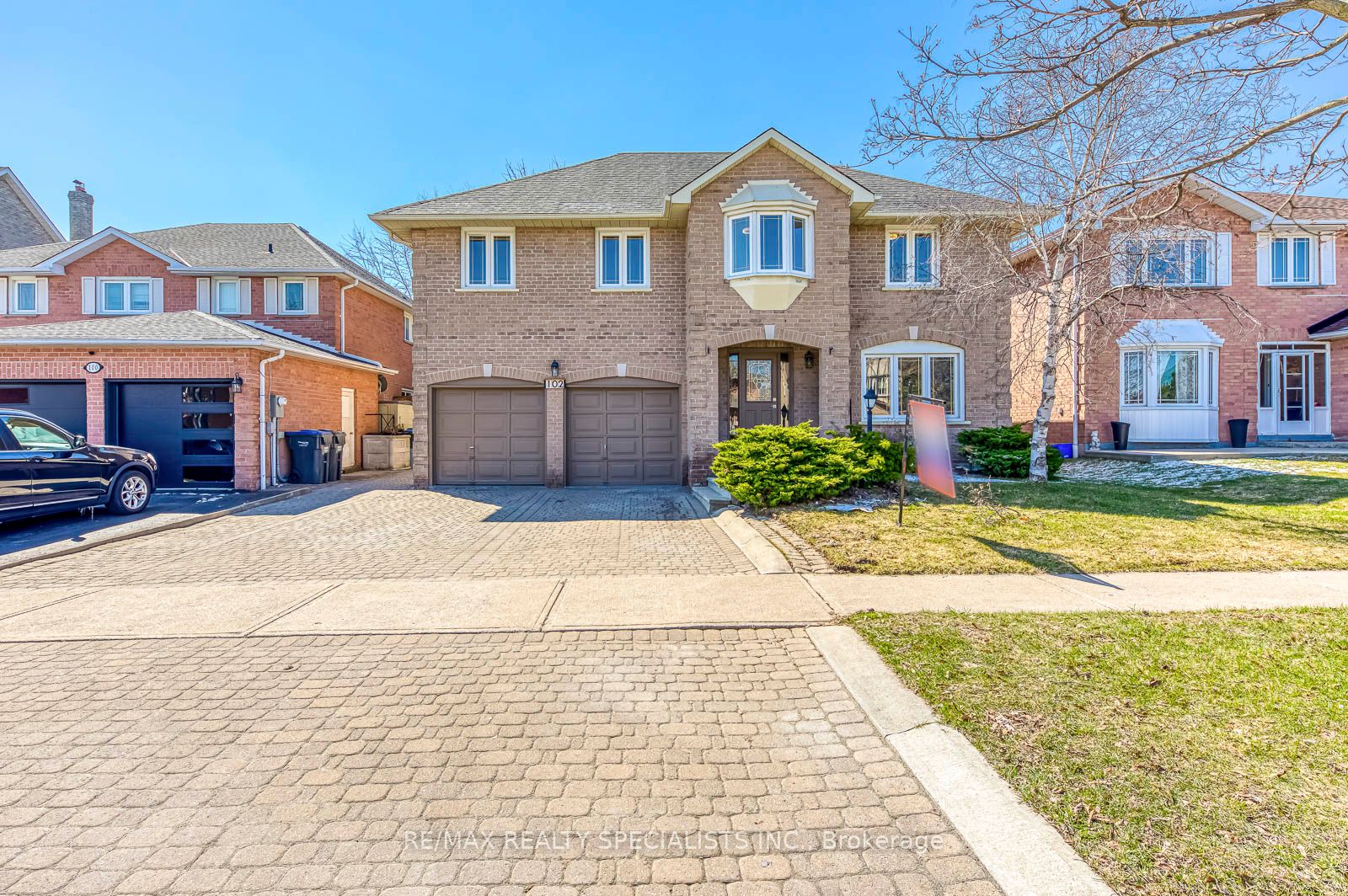 102 Sunforest Drive, Brampton, ON, L6Z 4B2