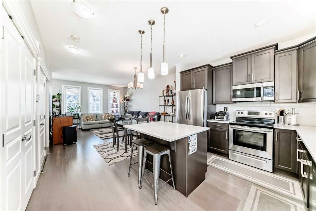 Additional image 6 of 392 Redstone Drive NE, Calgary, AB, T3N 0R1