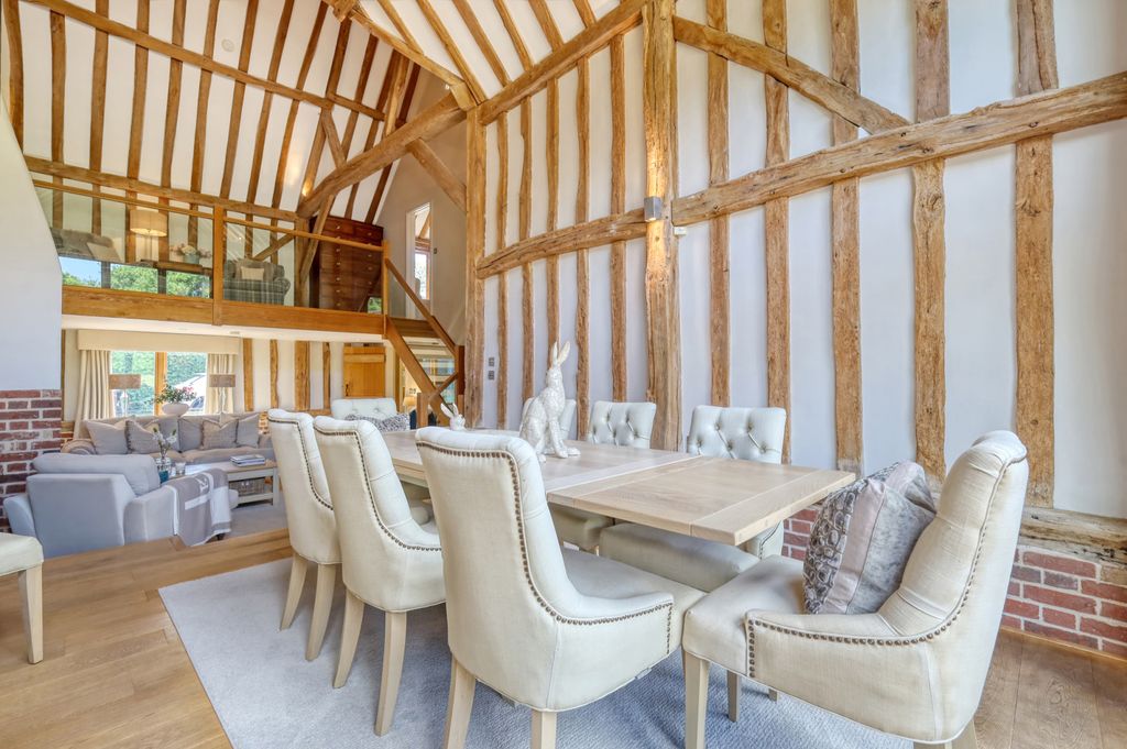 Additional image 5 of 4 bed detached house for saleCoxes Farm Road, Billericay CM11