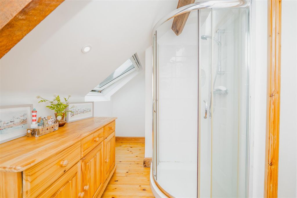 Additional image 41 of 5 bed semi-detached house for saleThe Parade, Barry CF62