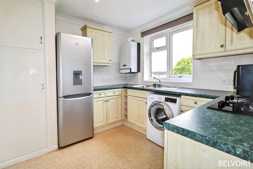 Additional image 4 of 2 bed flat for saleBryn Pinwydden, Pentwyn, Cardiff CF23