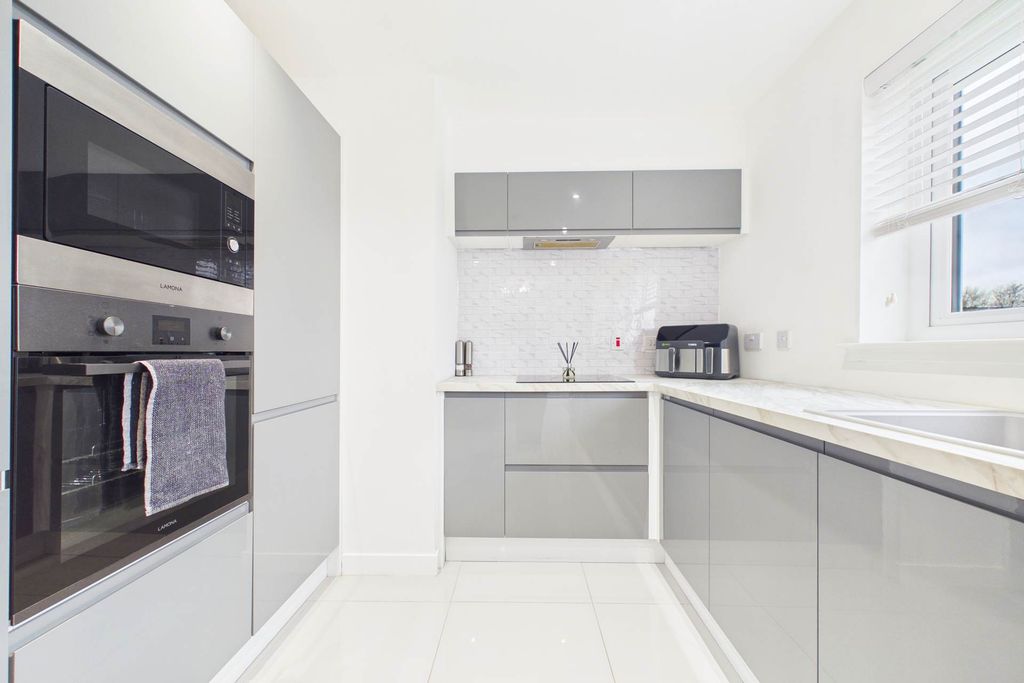 Additional image 6 of 3 bed semi-detached house for saleCalderside Place, Airdrie ML6