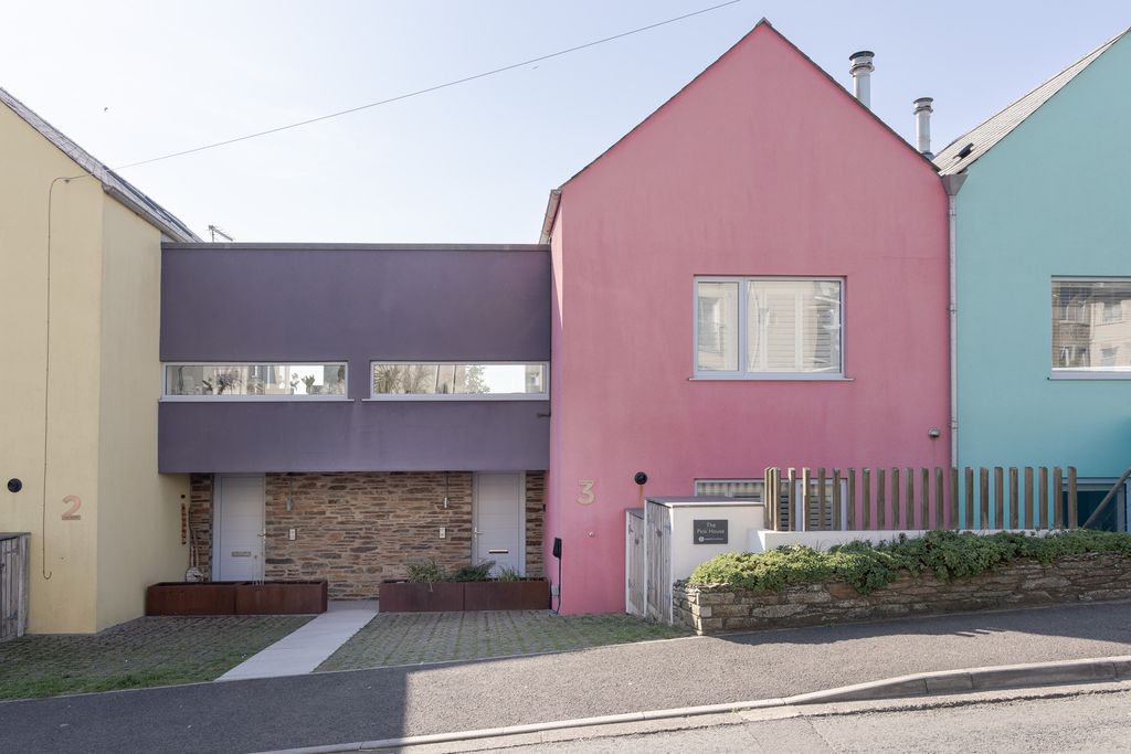 Additional image 4 of 6 bed terraced house for saleThe Pink House, Bude, Cornwall EX23