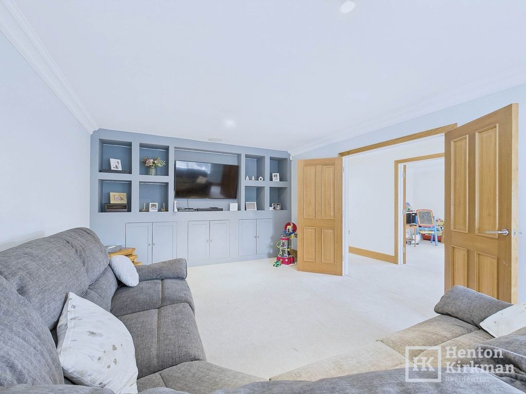 Additional image 12 of 5 bed detached house for saleNoak Hill Road, Billericay CM12