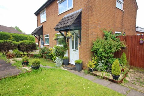 Duxford Close, Cardiff CF5