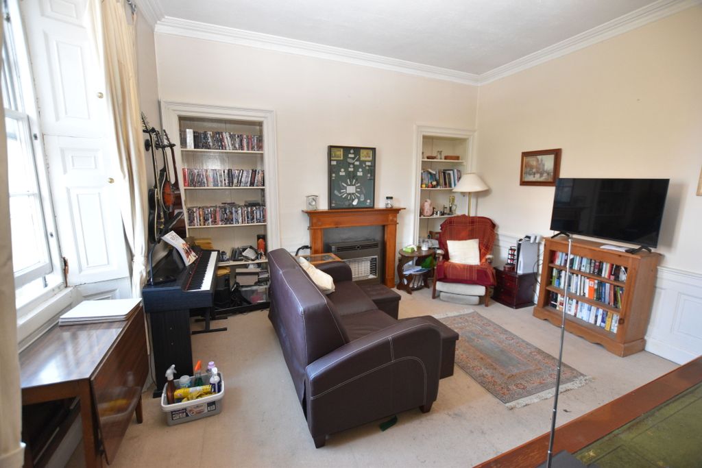 Additional image 3 of 2 bed maisonette for sale140 High Street, Forres IV36