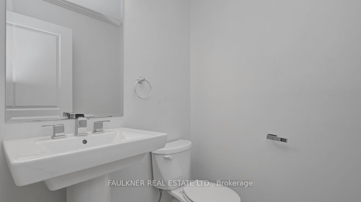 Additional image 4 of 136 Manorwood Crescent, Ottawa, ON, K1T 0L4