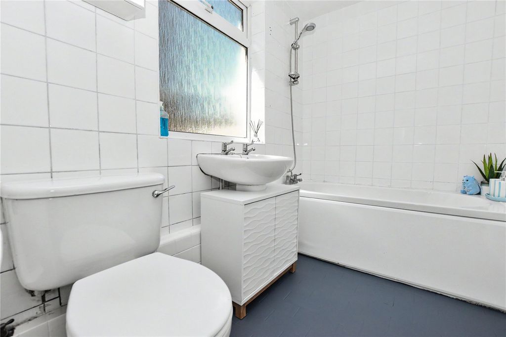 Additional image 9 of 2 bed maisonette for saleChurch Road, Bexleyheath DA7