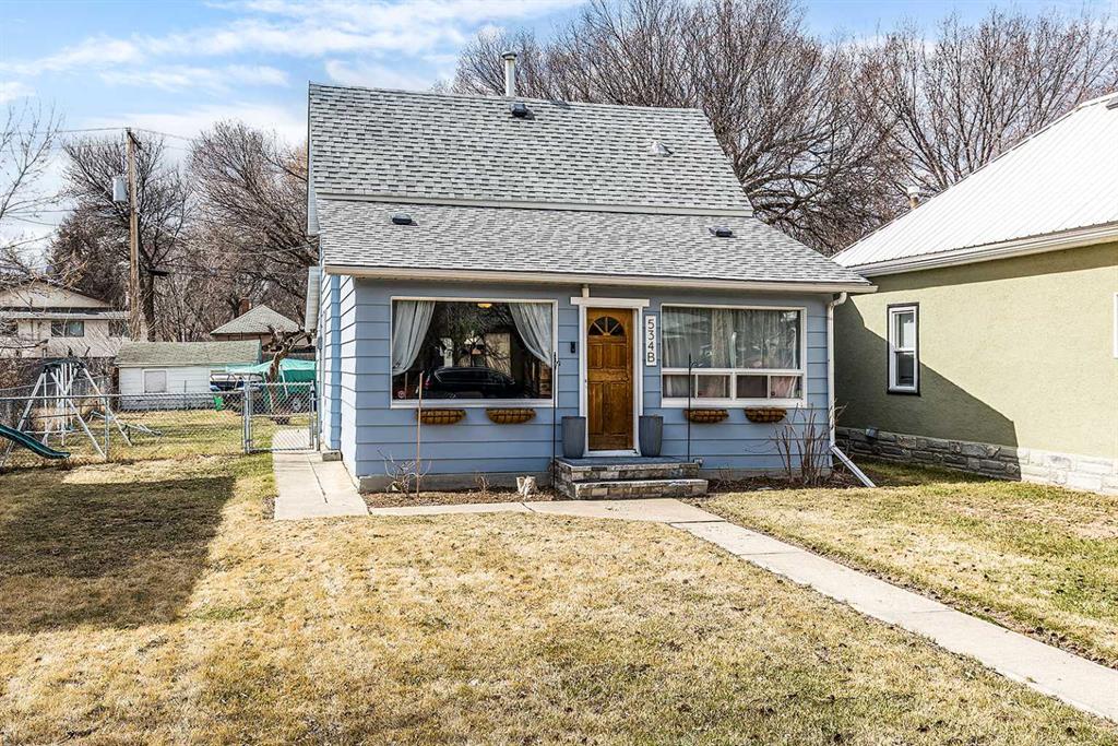Additional image 2 of 534B Ash Avenue SE, Medicine Hat, AB, T1A 3B5