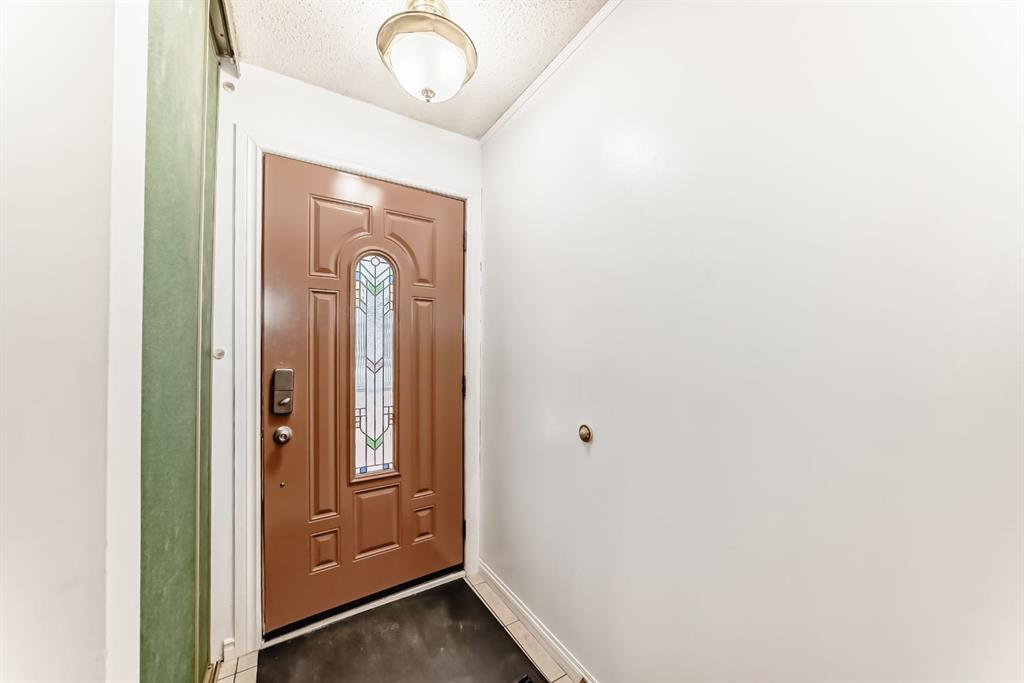 Additional image 3 of 255 Falshire Way NE, Calgary, AB, T3J 2B3