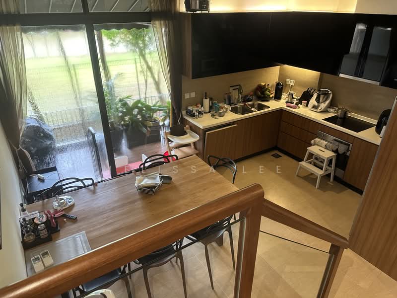 11 Holland Link photo 2