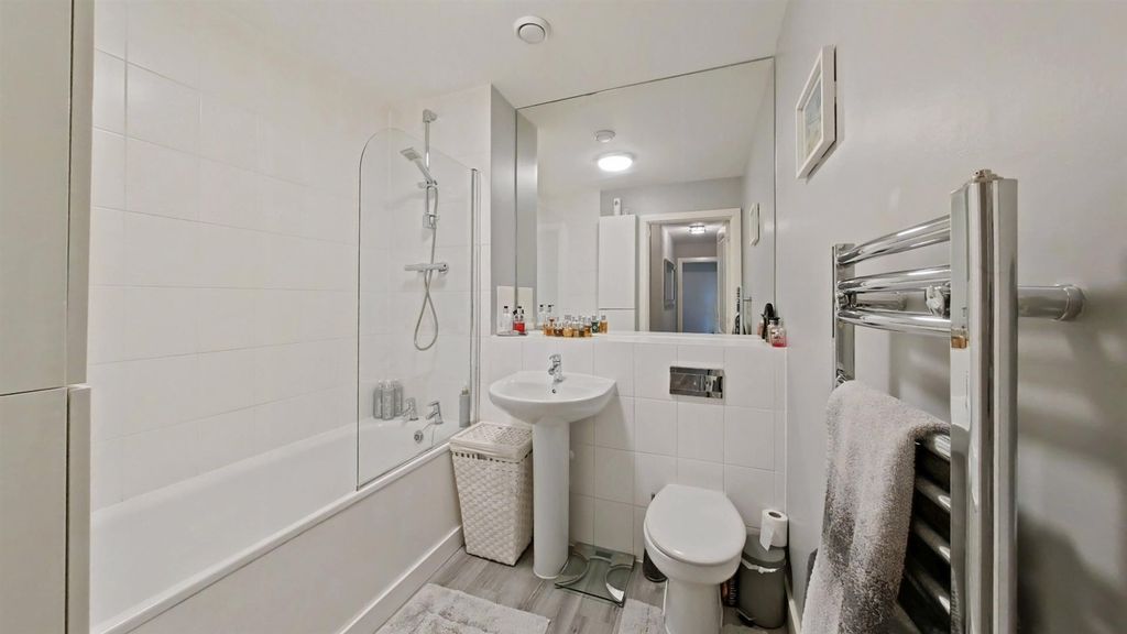 Additional image 11 of 2 bed flat for saleLittle Brights Road, Belvedere DA17